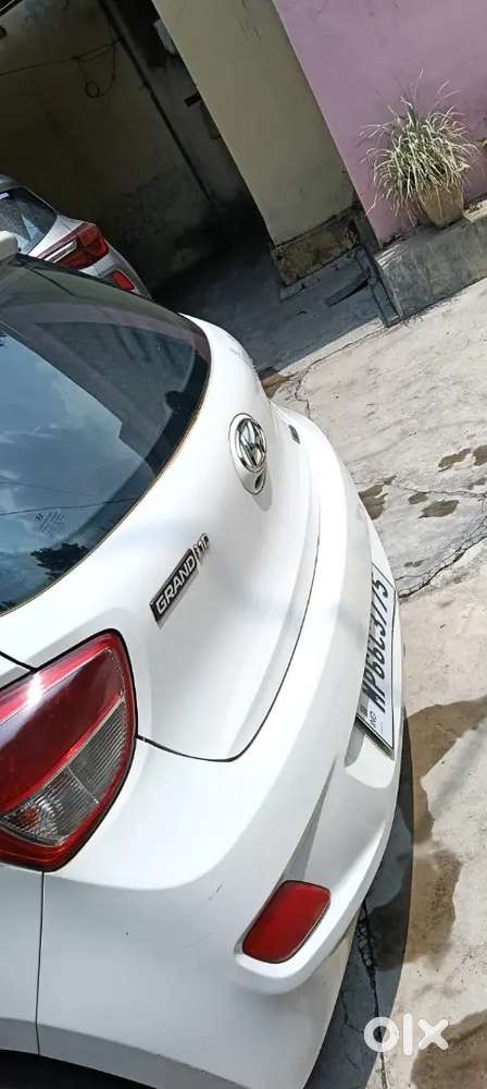 Hyundai Grand I10 2016 Petrol 29000 Km Driven