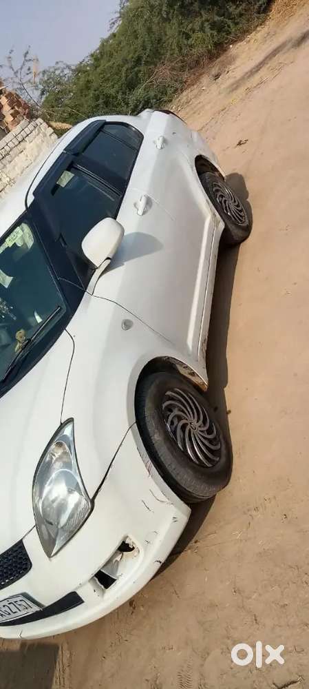 Maruti Suzuki Dzire 2013
Passing 28 Tak