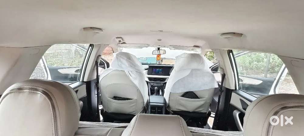 Mahindra Xuv700 Petrol 2024