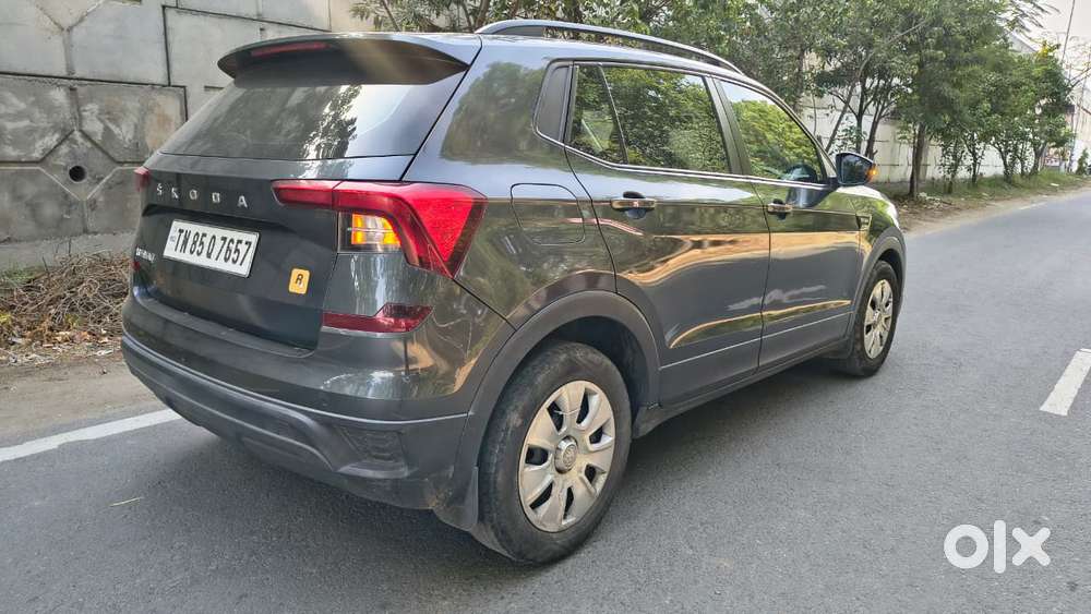 Skoda Kushaq 1.0 Tsi Active, 2022, Petrol