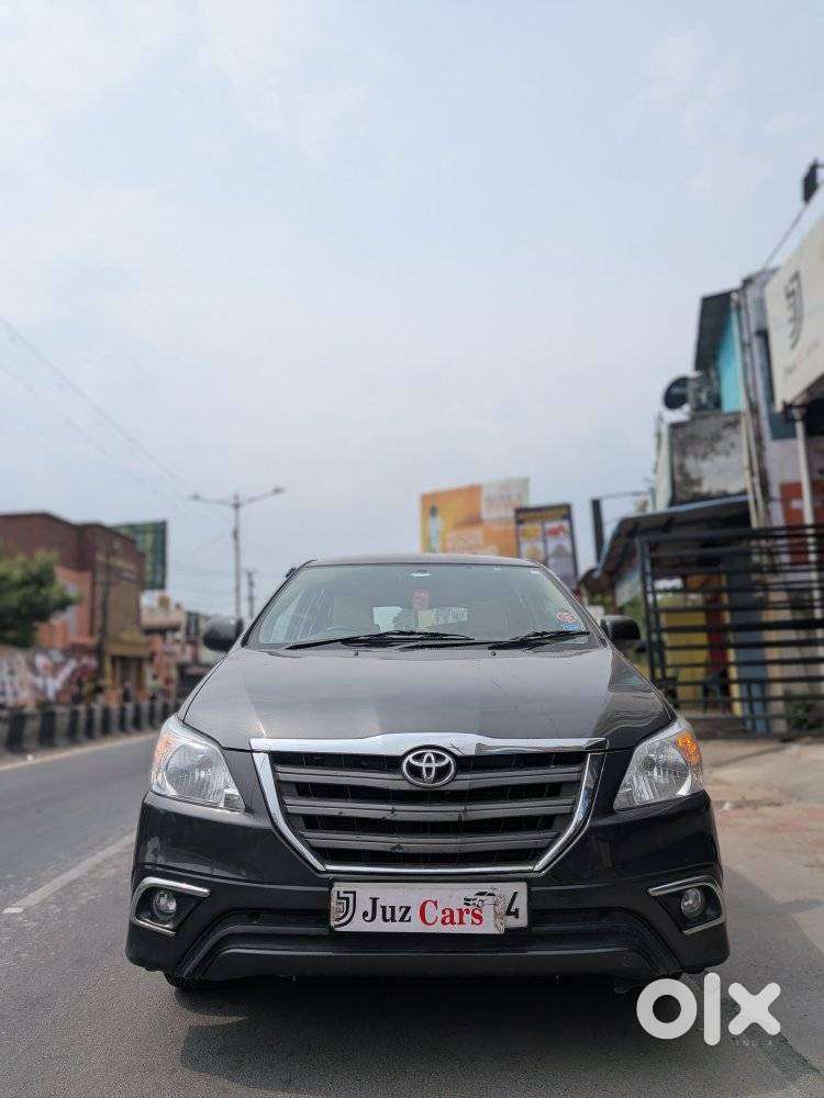 Toyota Innova 2.5 G (diesel) 8 Seater, 2016, Diesel