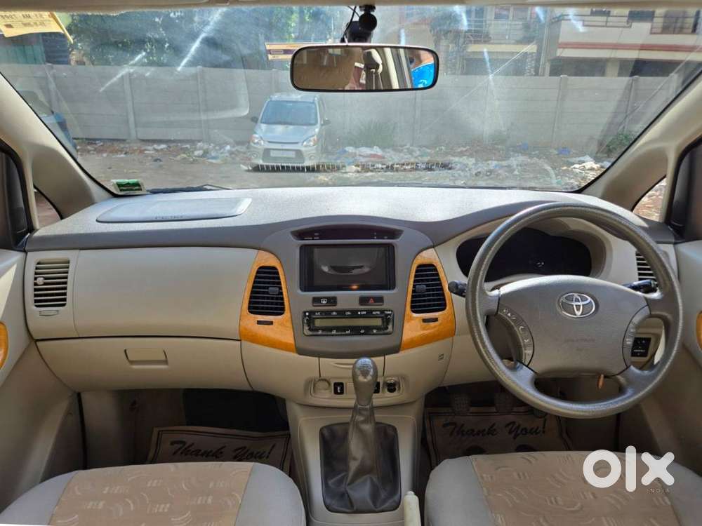 Toyota Innova 2010 V 2.5 Diesel Bsiv