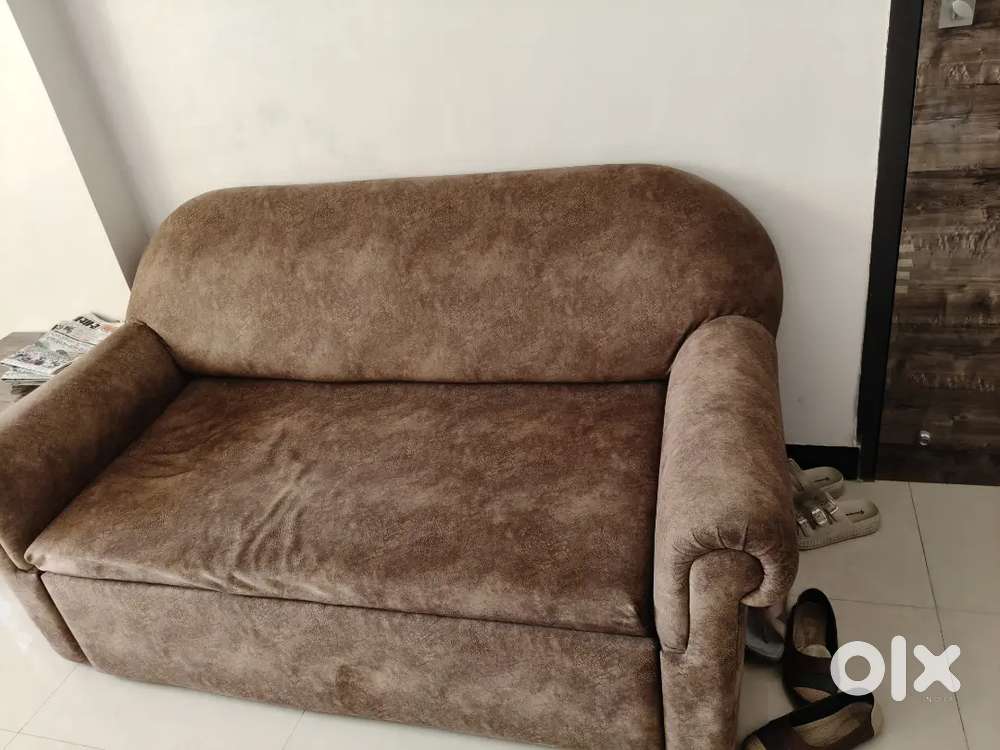 Sofa cumbed