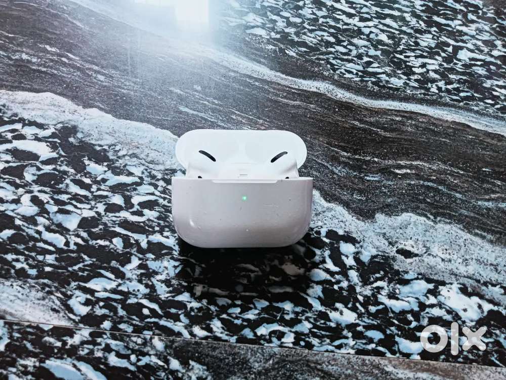 Air pods 1st pro generation