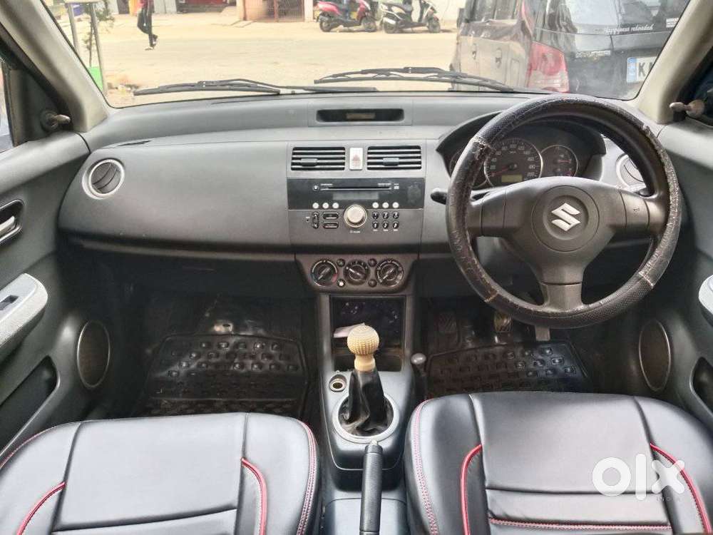 Maruti Suzuki Swift Dzire 1.2 Vxi Bsiv, 2011, Petrol