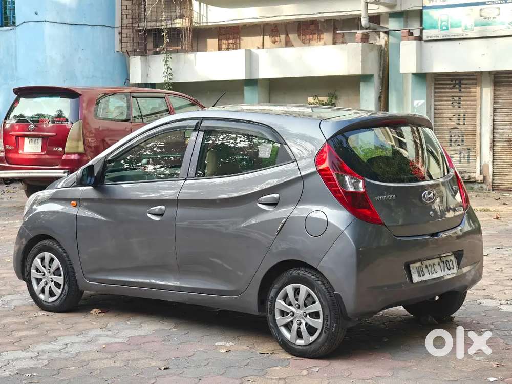Hyundai Eon Sportz 2012 Petrol