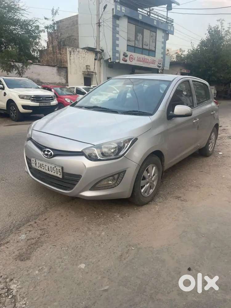 Hyundai I20 Spotz 2013 Year