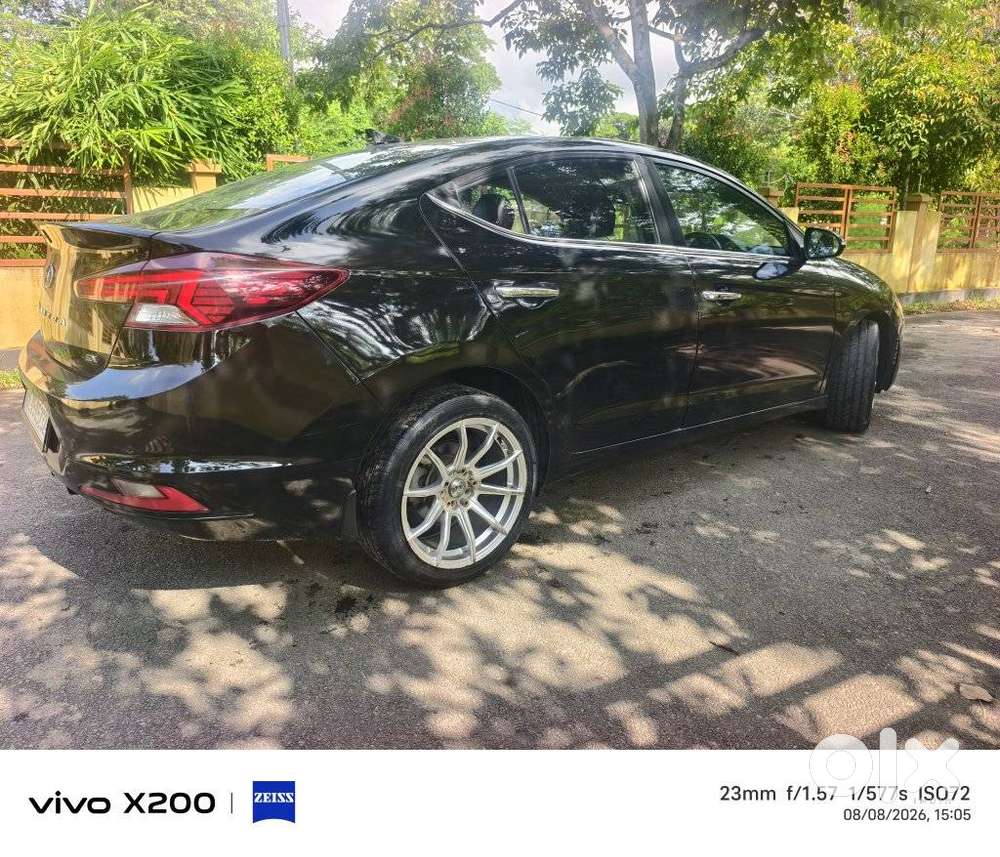 Hyundai Elantra Facelift, 2019, Petrol