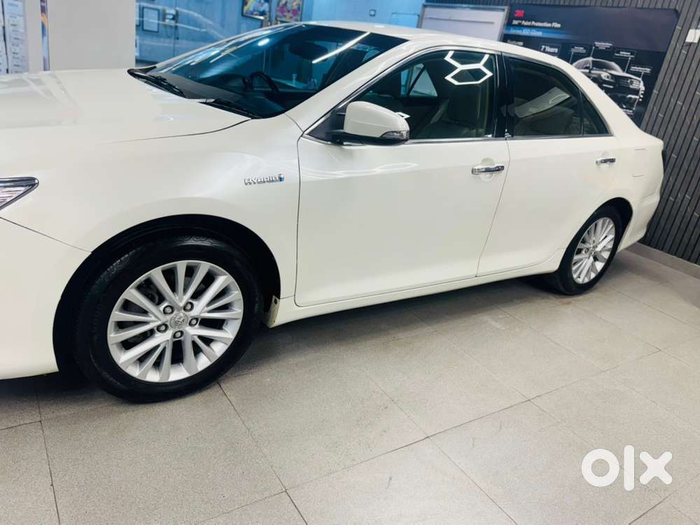 Toyota Camry Hybrid 2017