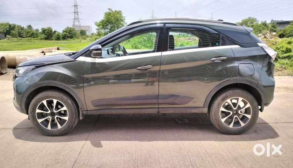Tata Nexon Amt Xza Plus, 2020, Petrol