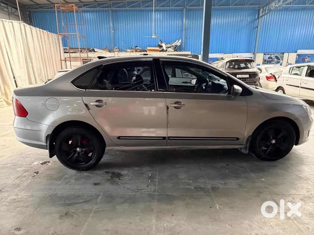Skoda Rapid 2017 Diesel 160000 Km Driven And Well Maintained.