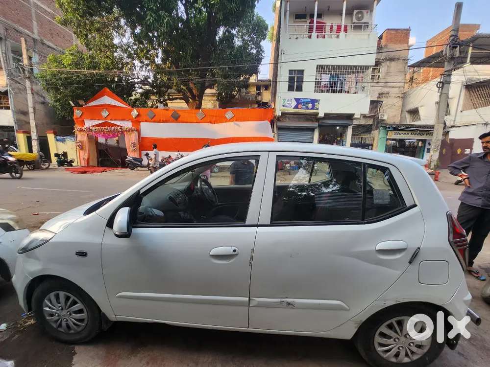 Hyundai I10 Sportz Petrol 2013