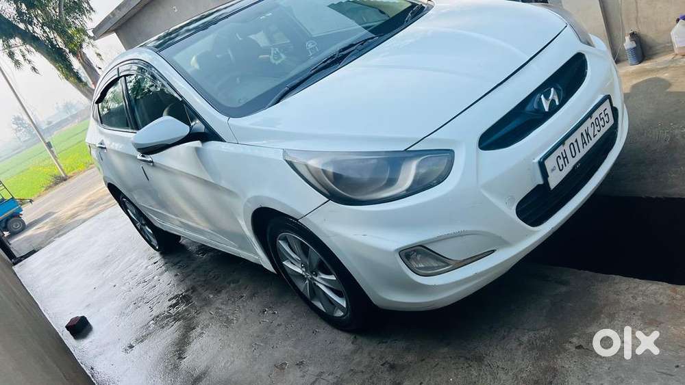 Staring Cantrol ,back Camra ,2 Airbag ,all Orginal