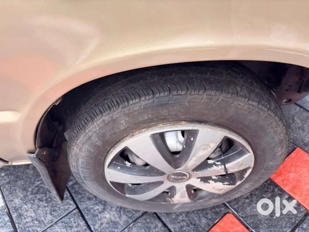 Maruti Suzuki 800 2000 Petrol