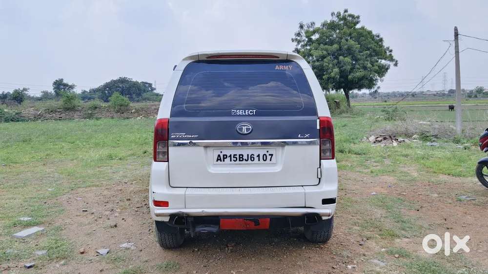 Tata Safari Storme 2014
