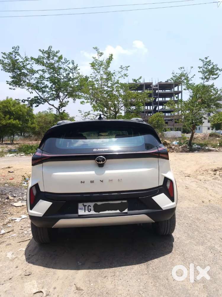 Tata Nexon Sale – Genuine & Well Kept Top Spec Variant.