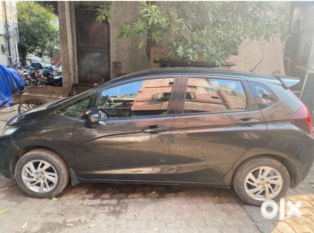 Honda Jazz 2016, 67,000 Km Driven