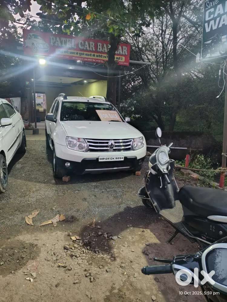 Renault Duster 2013 Diesel Top Model Well Maintained Tyre 90%