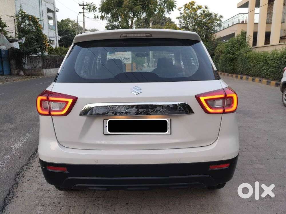 Maruti Suzuki Brezza 1.5 Vxi Smart Hybrid, 2021, Petrol