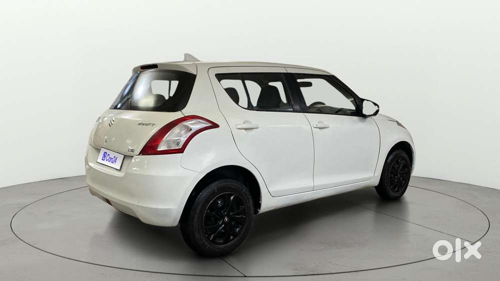 Maruti Suzuki Swift Vxi, 2015, Petrol