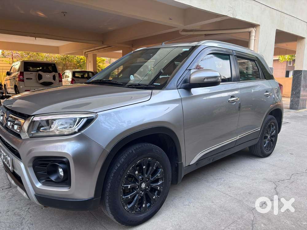 Maruti Suzuki Brezza 1.5 Zxi Smart Hybrid, 2022, Petrol
