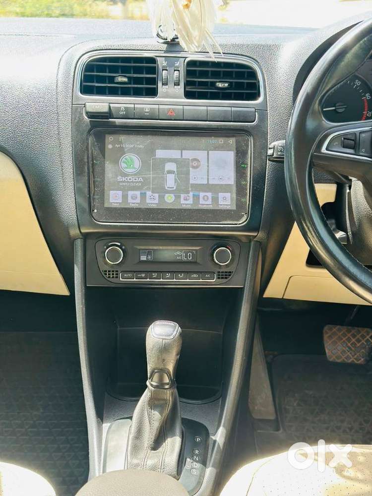 Skoda Rapid 1.0 Style At, 2021, Petrol