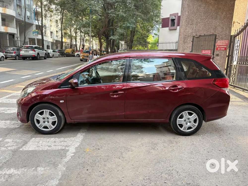 Honda Mobilio I-vtec 2015 Cng Petrol