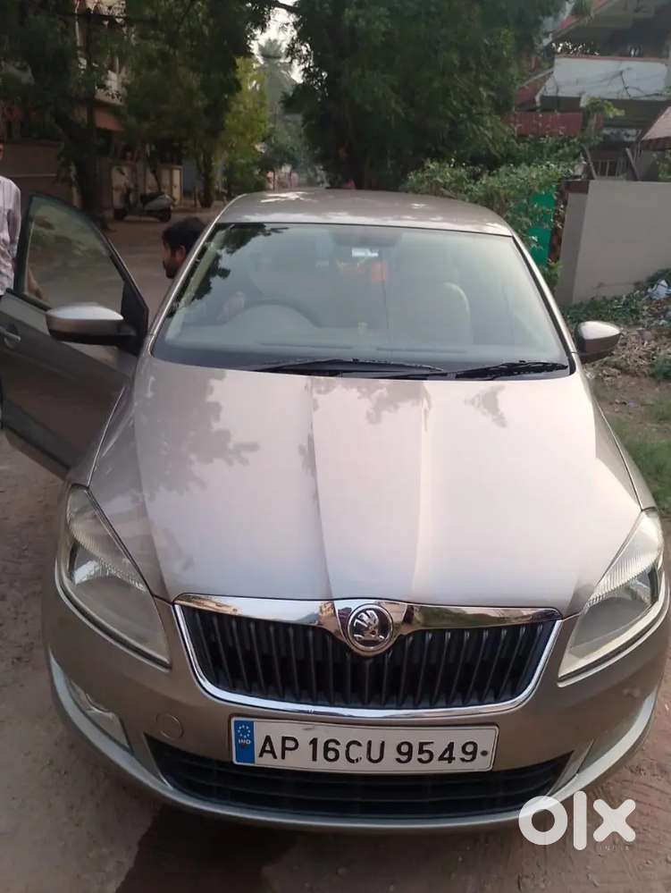 Skoda Rapid Style Plus 2014 Diesel Manual