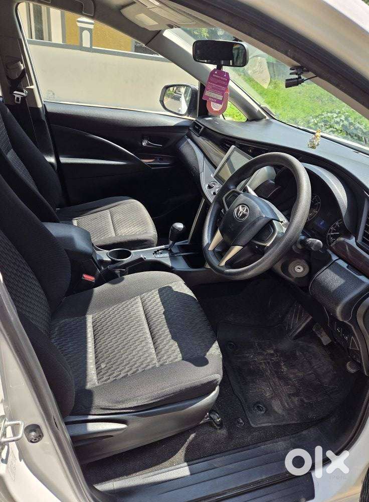 Toyota Innova Crysta 2.8 Gx At, 2016, Diesel