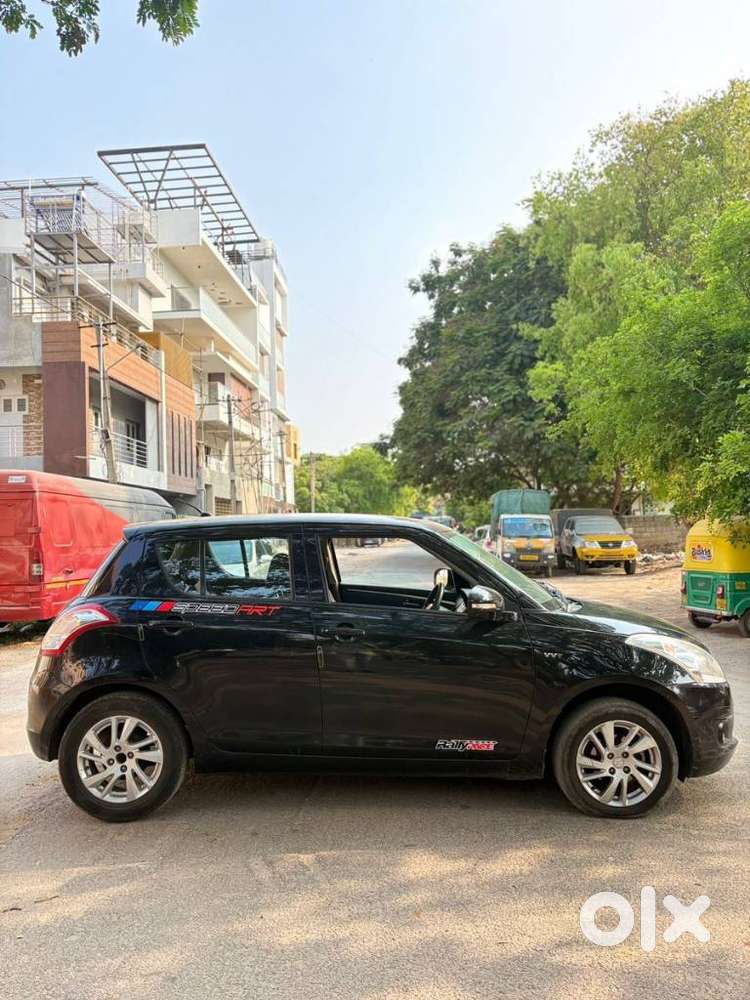 Maruti Suzuki Swift Zxi, 2011, Petrol