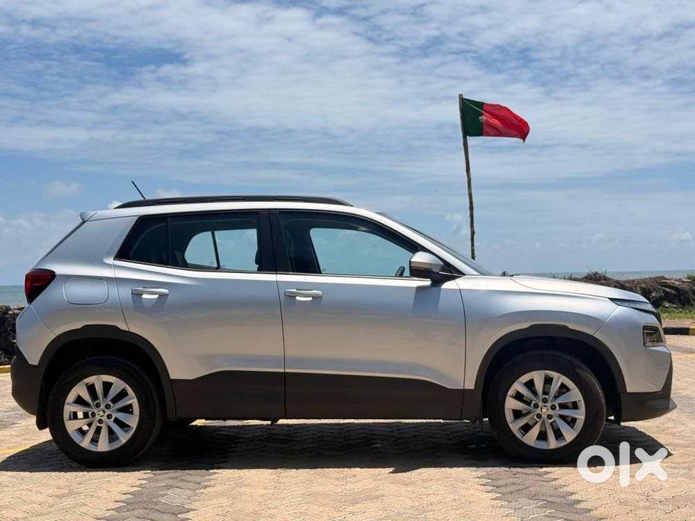 Skoda Kylaq Signature At, 2025, Petrol