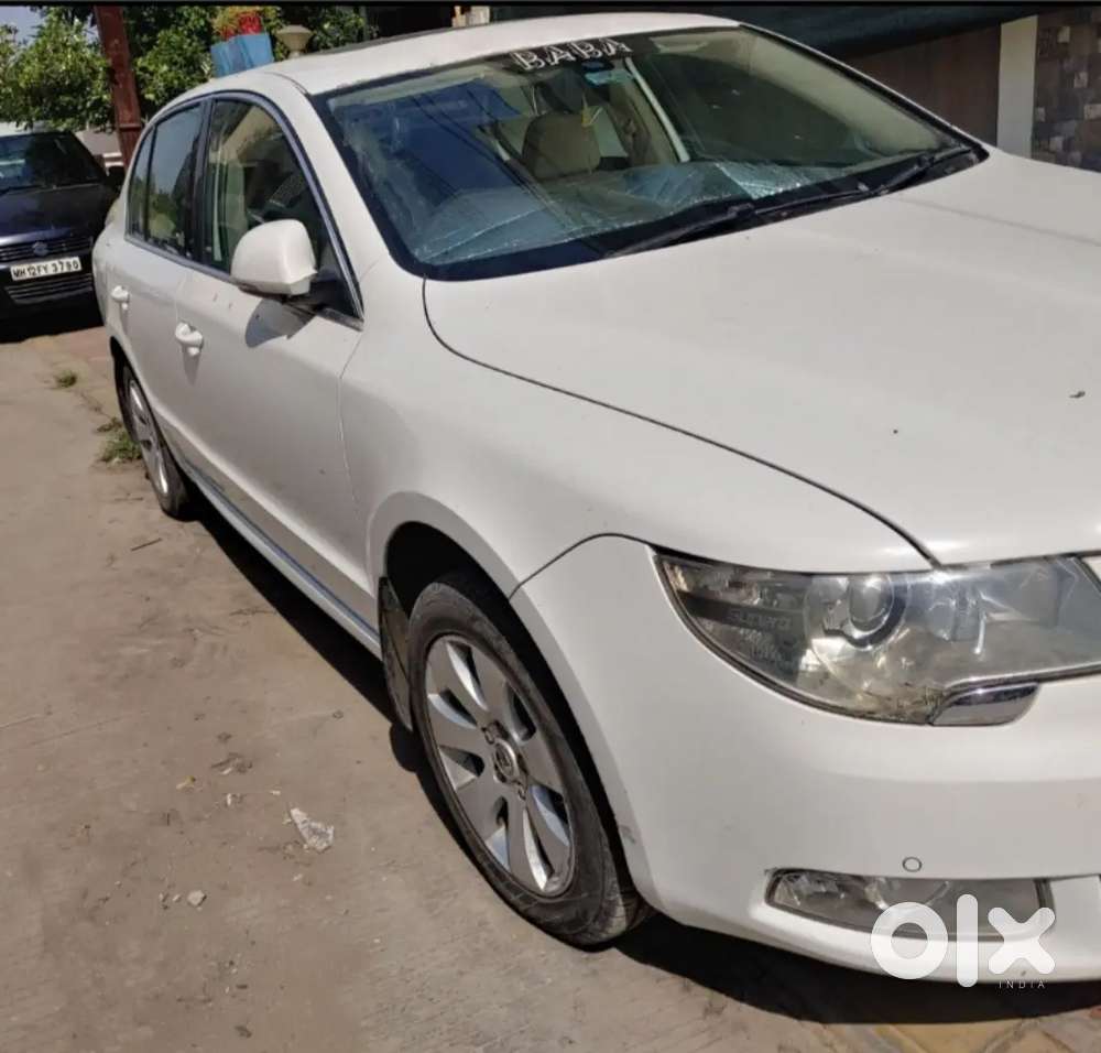 Skoda Superb 1.8 2012 Mt