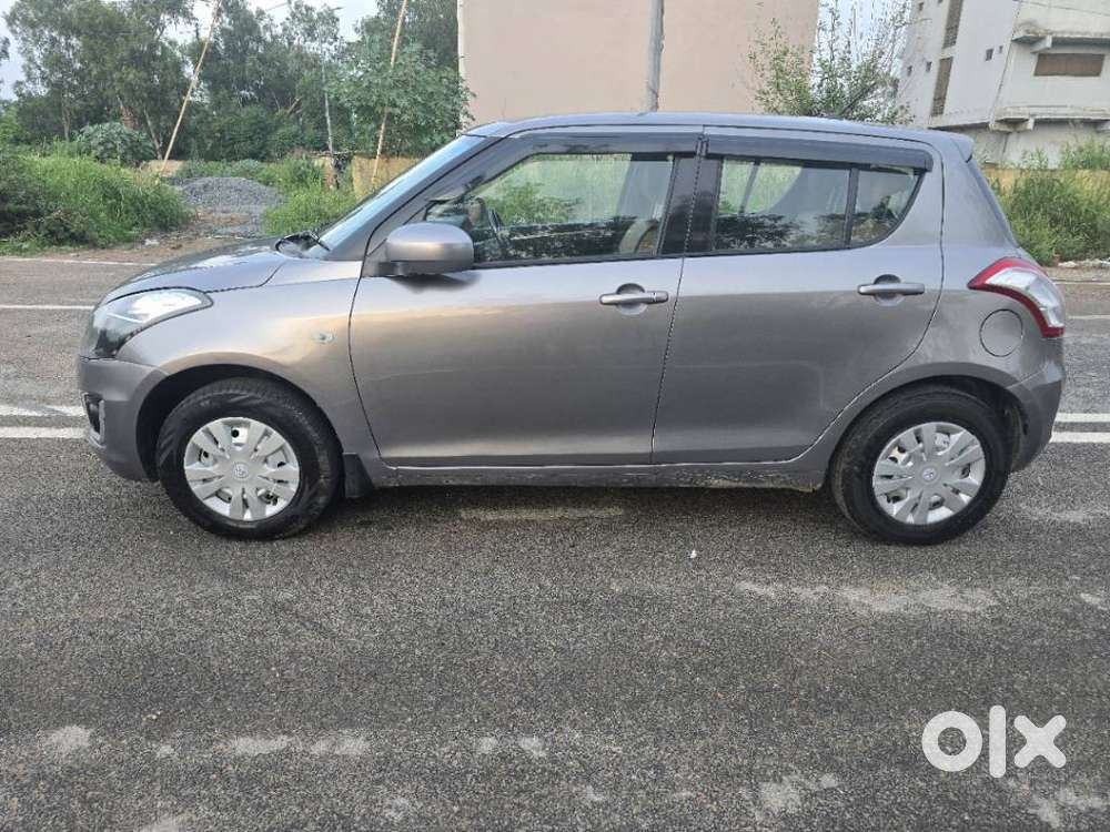 Maruti Suzuki Swift Lxi Option, 2016, Cng & Hybrids