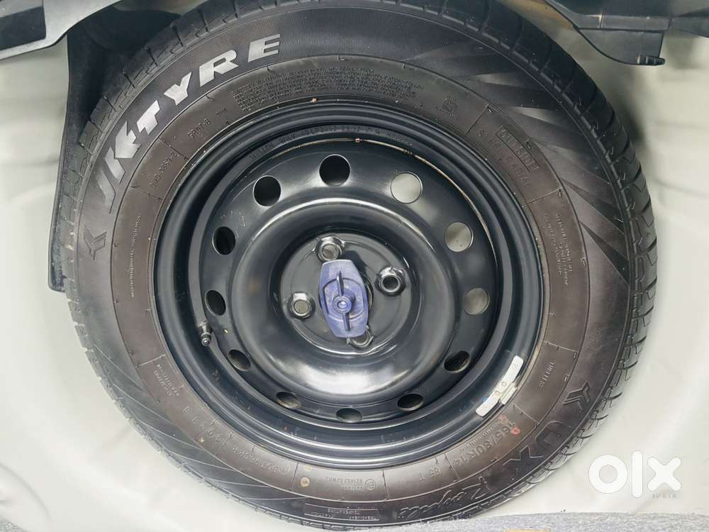 Maruti Suzuki Swift Amt Vxi, 2021, Petrol