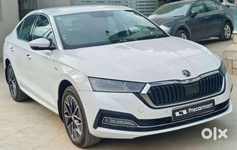 Skoda Octavia 2.0 L K Tsi At, 2022, Petrol