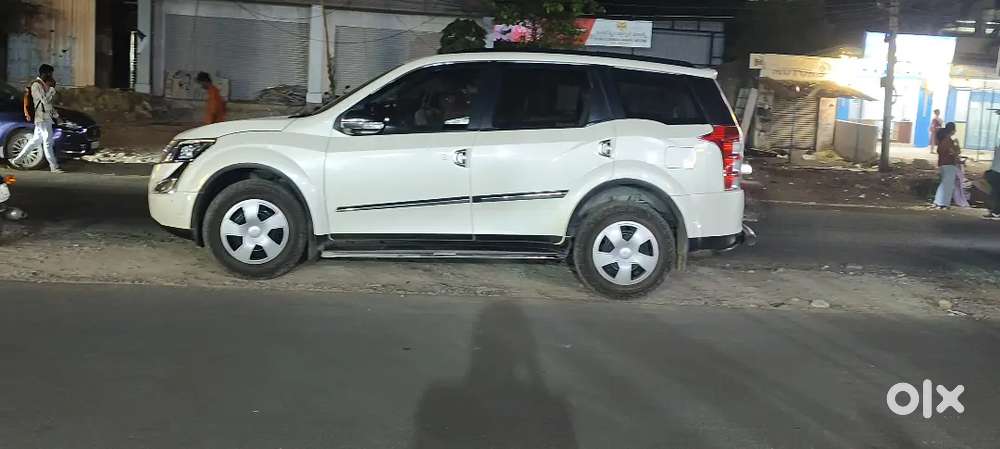 Mahindra Xuv500 2.2 W6 2017