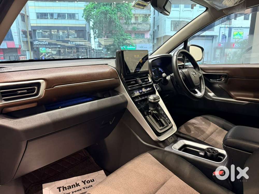 Toyota Innova Hycross 2.0 Vx Hybrid 7 Str, 2023, Petrol