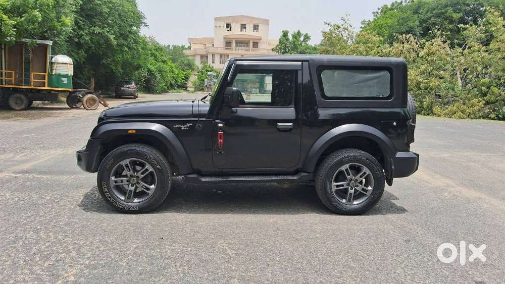 Mahindra Thar, 2022, Petrol