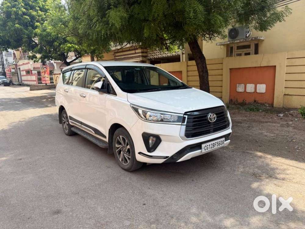 Toyota Innova Crysta [2020-ongoing] 2.7 Gx Mt 8 Str, 2022, Diesel