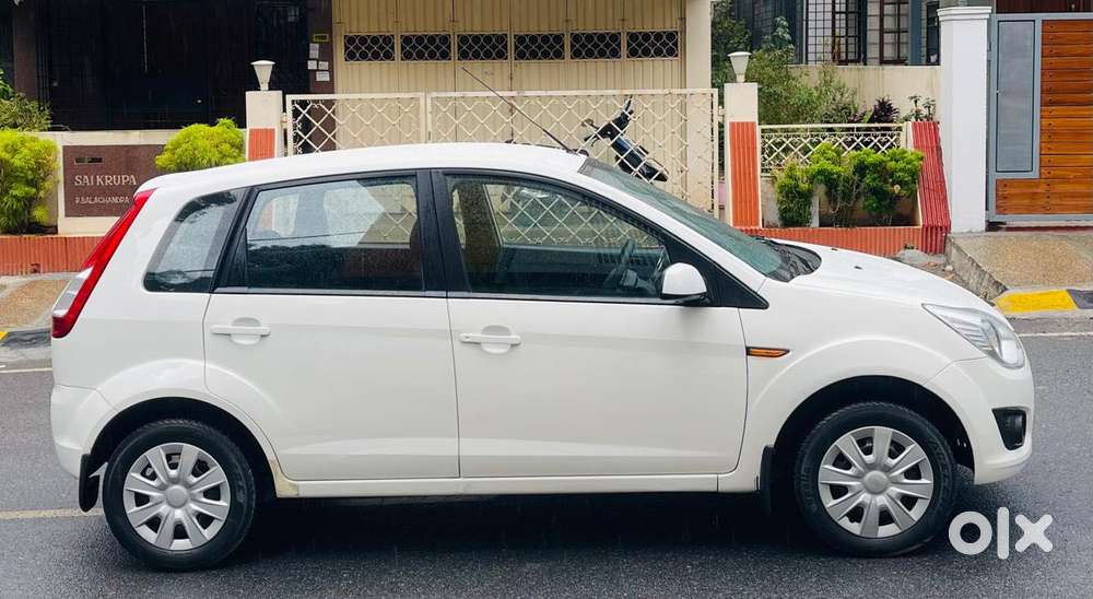 Ford Figo 1.2 Duratec Petrol Zxi, 2013, Petrol