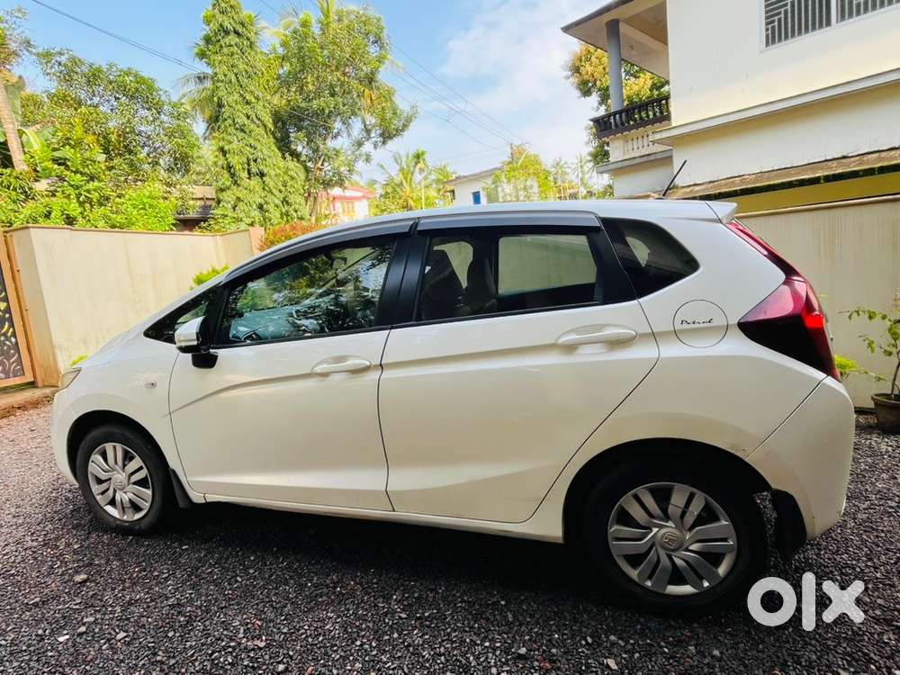 Honda Jazz Petrol Manual 2016