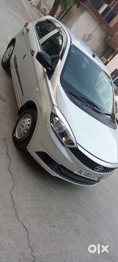 Tata Tiago 1.2 Revotron Xm, 2018, Petrol