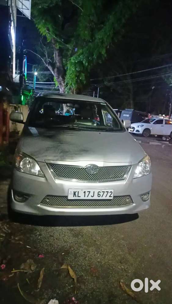 Well Maintain Good Quality Innova.  Low Running