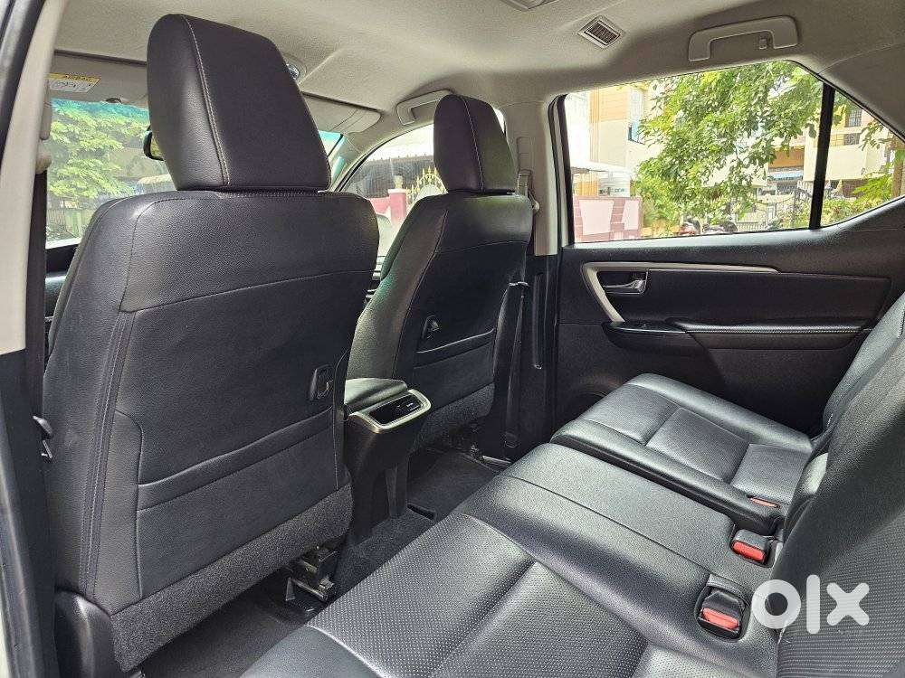 Toyota Fortuner 4x2 At 2.8 Diesel, 2022, Diesel