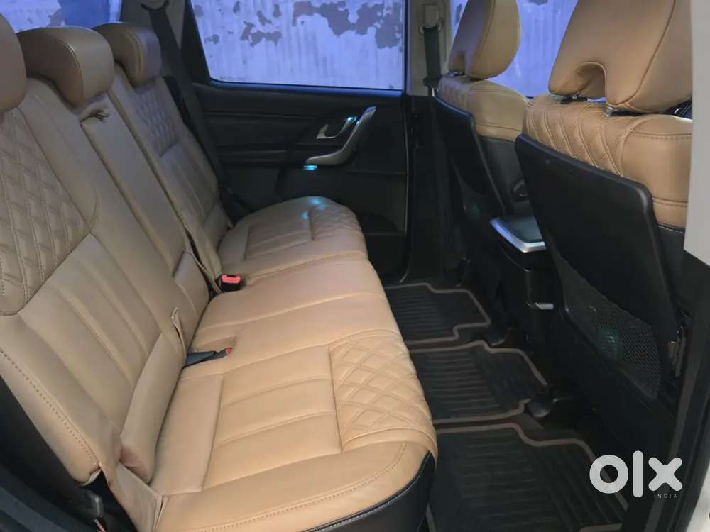 Mahindra Xuv500 W11.2018 (december)