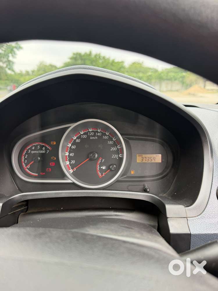 Ford Figo Petrol Titanium, 2014, Petrol