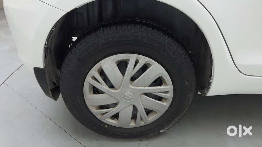 Maruti Suzuki Swift Vvt Vxi, 2017, Petrol