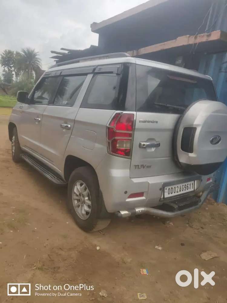 Mahindra Tuv 300 2017 Diesel 250000 Km Driven