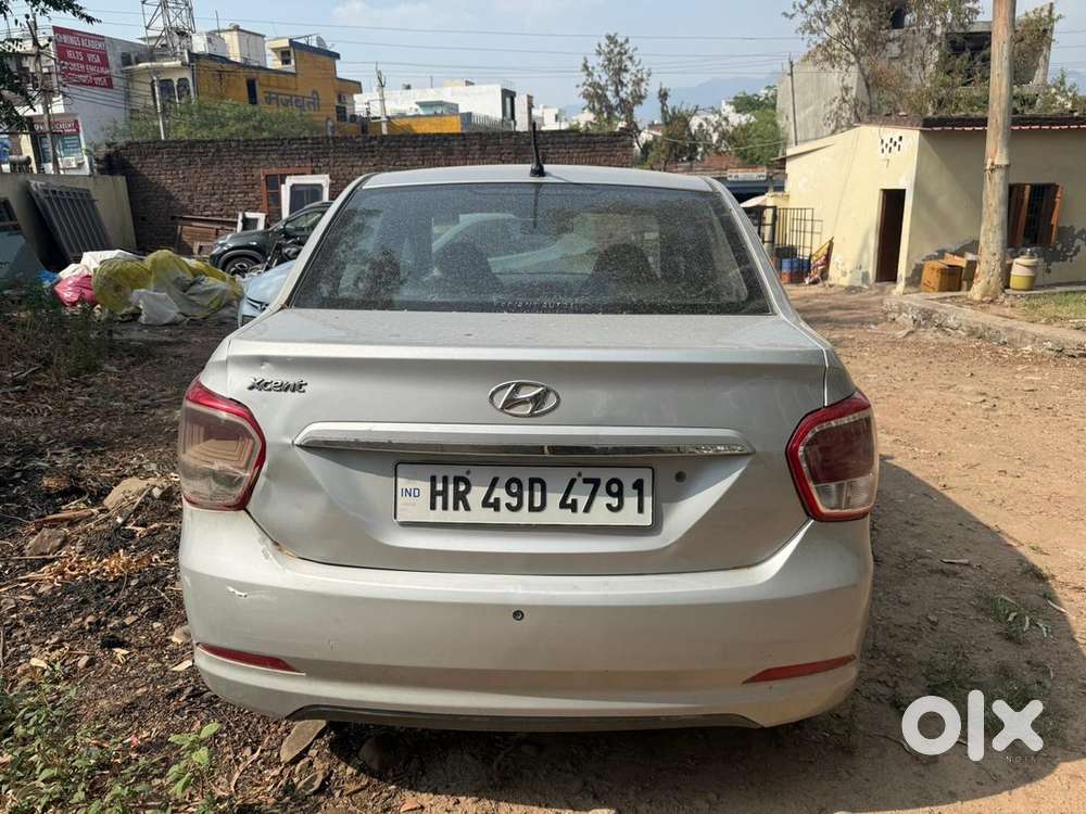 Hyundai Xcent 2015 Diesel Well Maintained