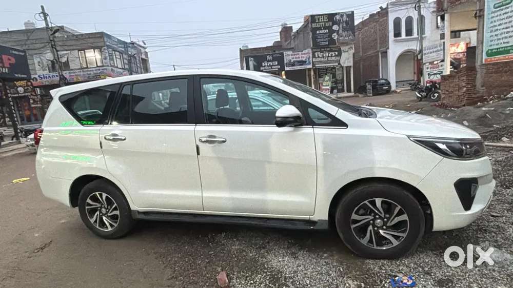 Toyota Innova Crysta 2021 Diesel 150000 Km Driven